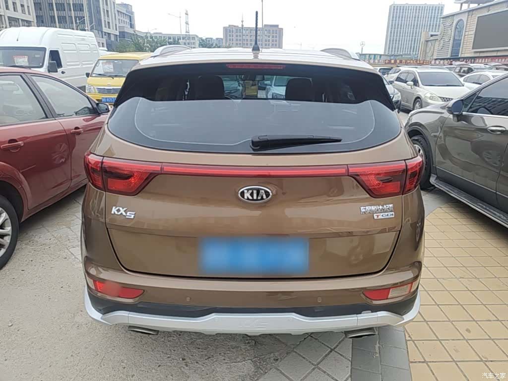 Kia KX5, 2016 6