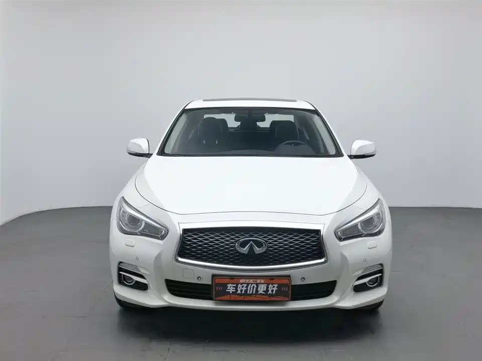 Infiniti Q50L