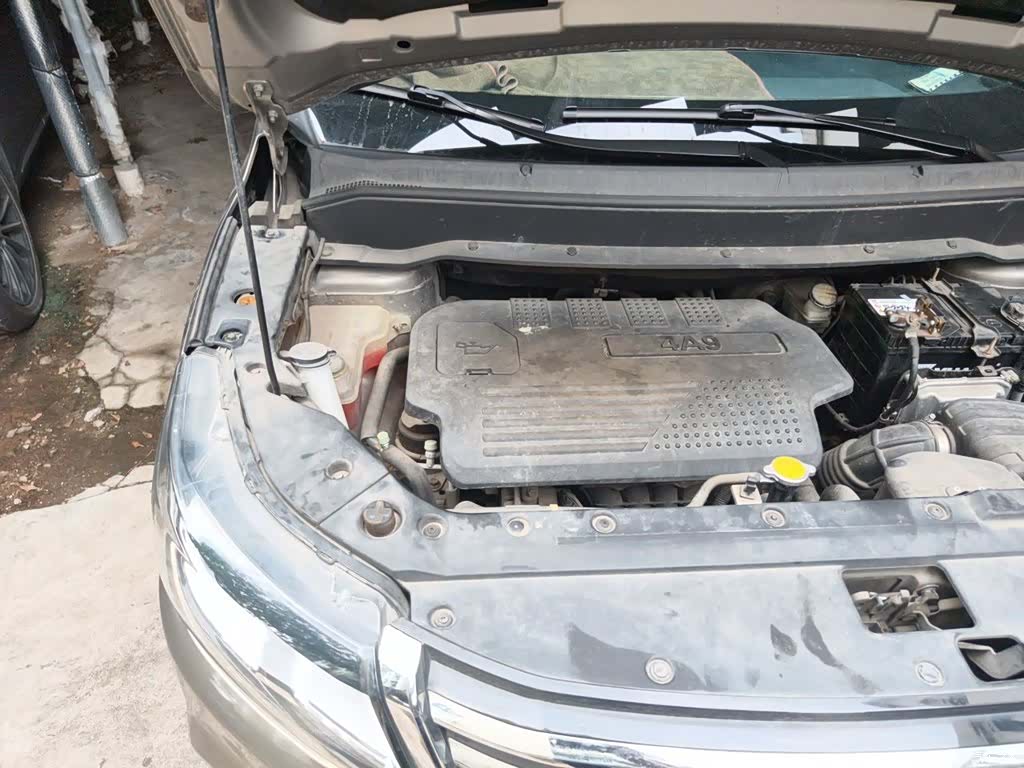 DongFeng SX6, 2017 21