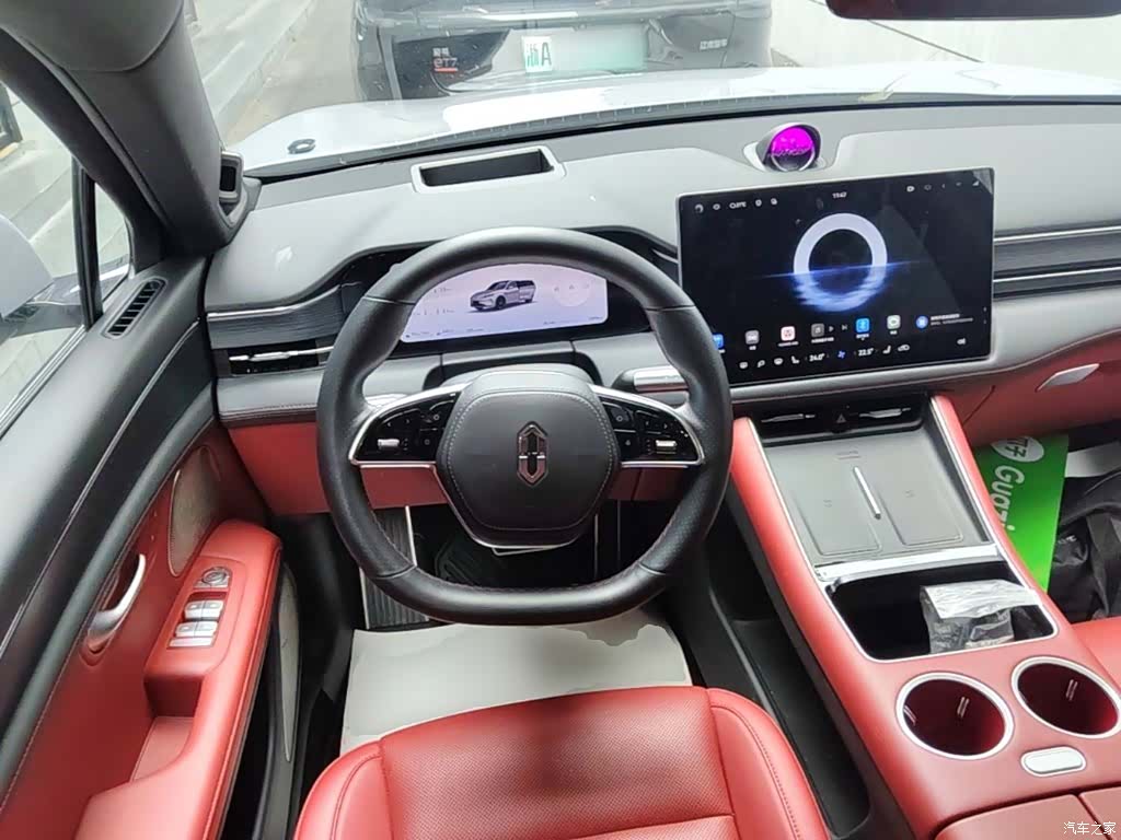 AITO M5, 2025 11