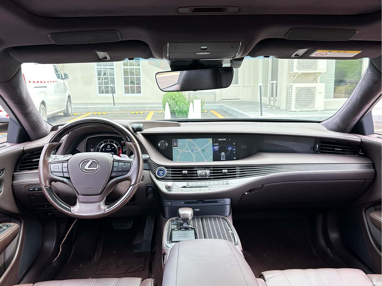 Lexus LS, 2020 15