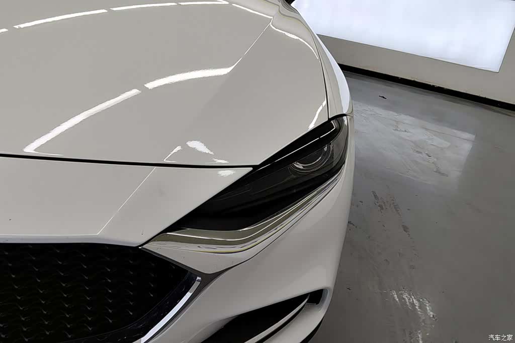 Mazda CX-4, 2020 все фото