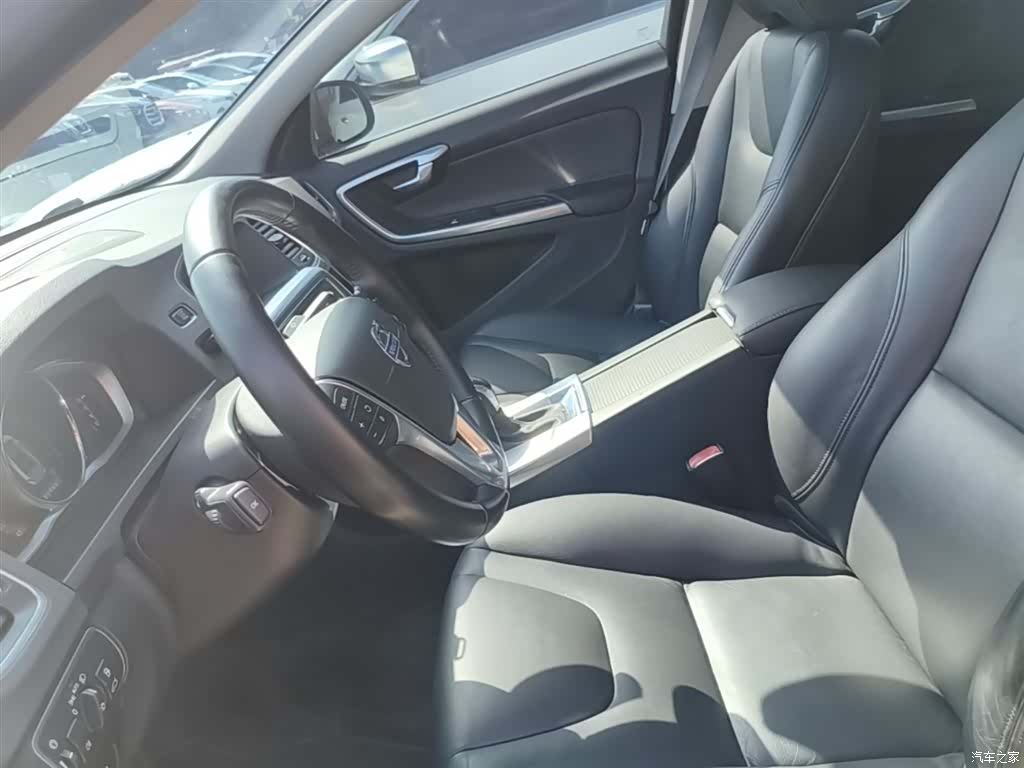 Volvo S60, 2016 15
