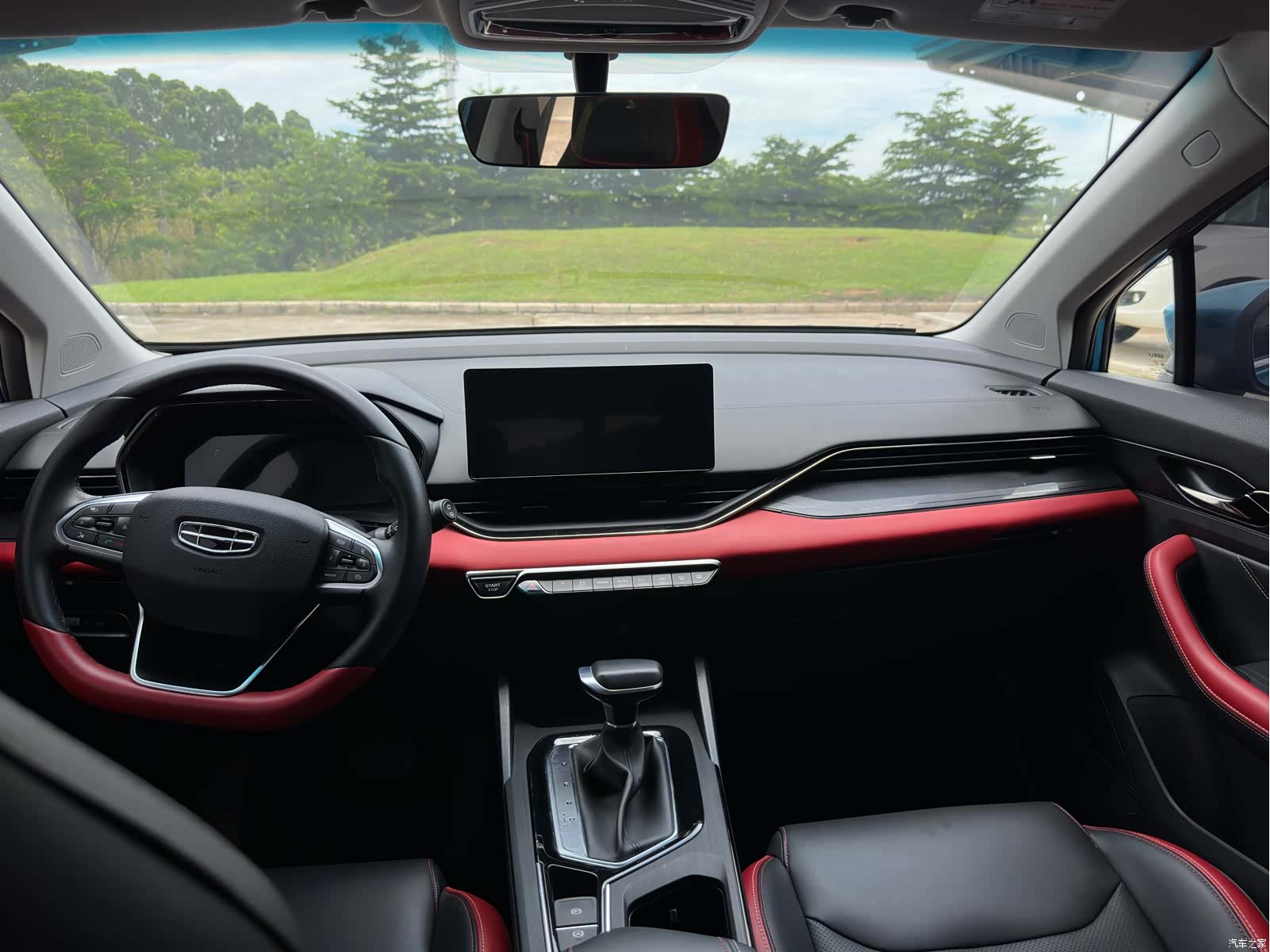 Geely Emgrand, 2022 8