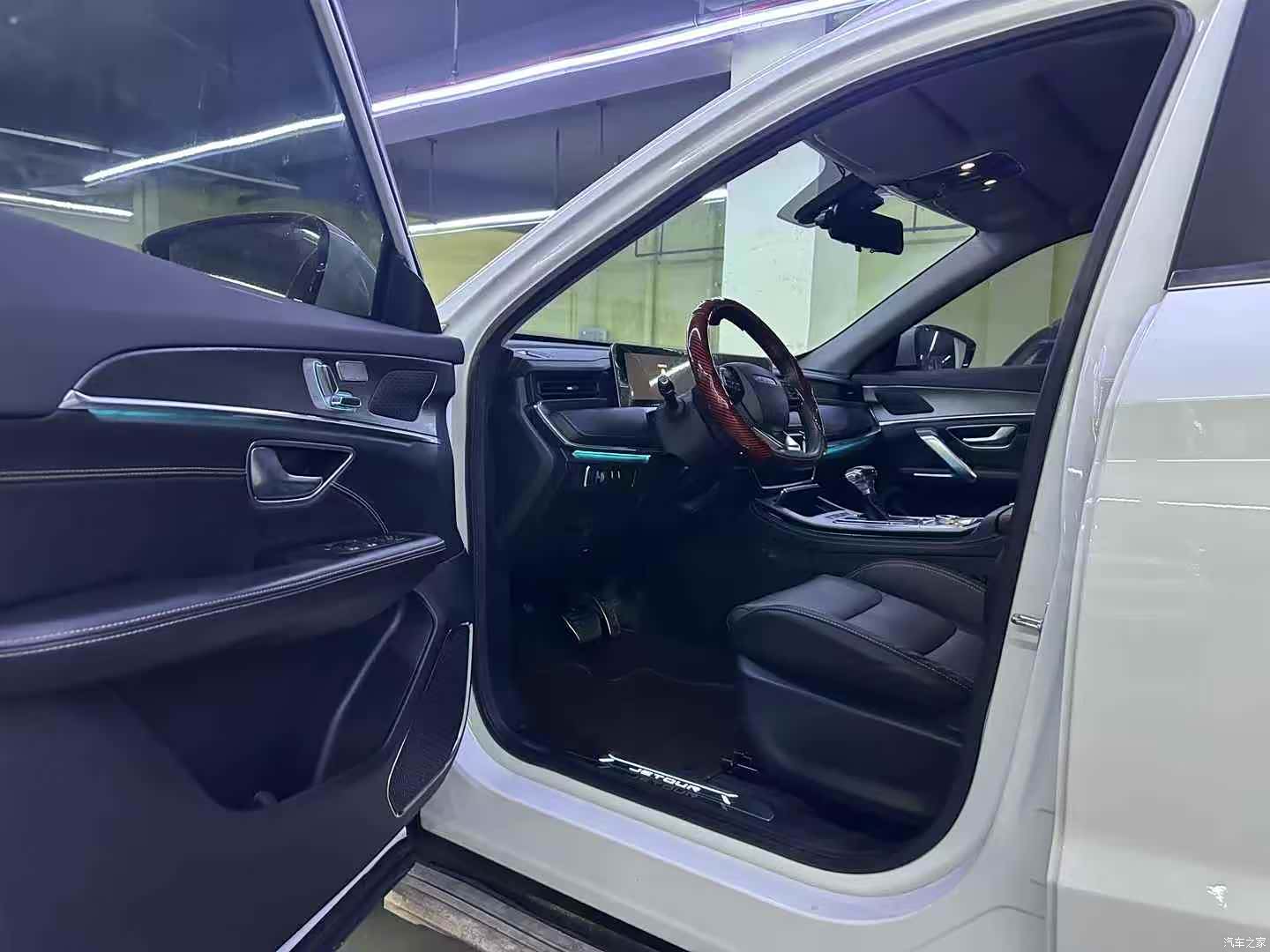 Jetour X70, 2020 4