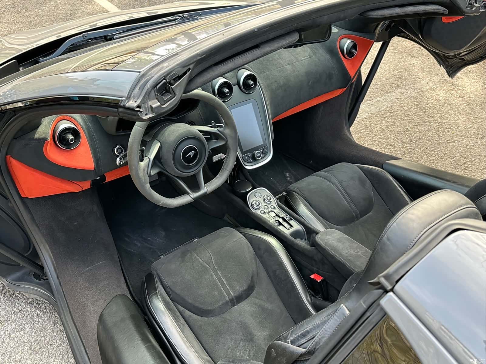 McLaren 600LT, 2020 7