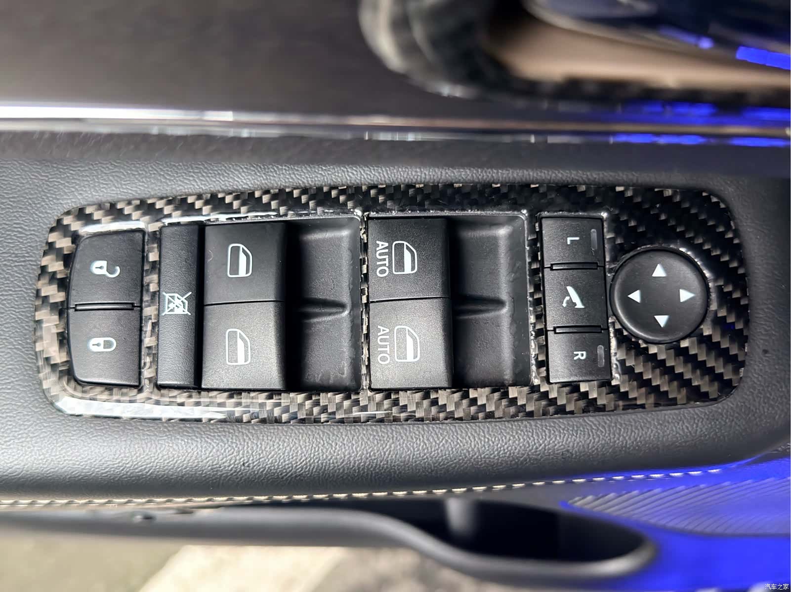 Jeep Grand Cherokee, 2018 28
