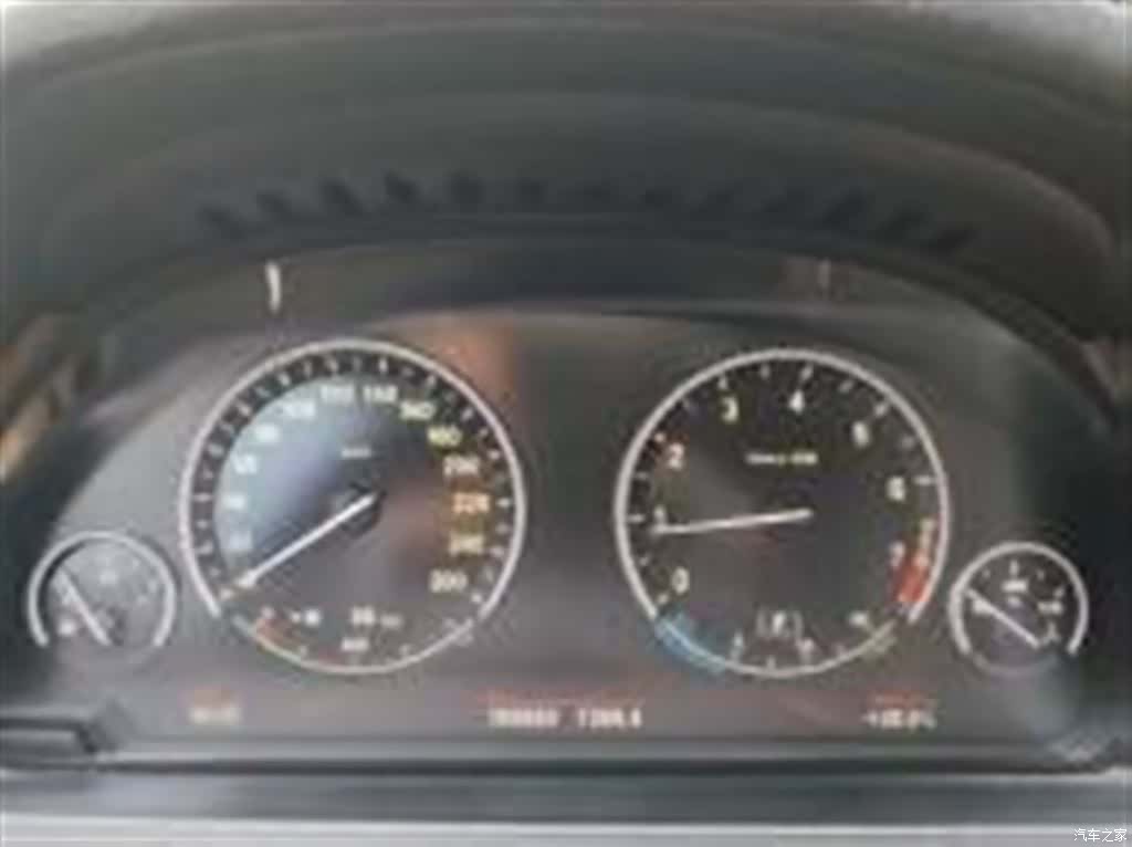 BMW 7 Series, 2011 4