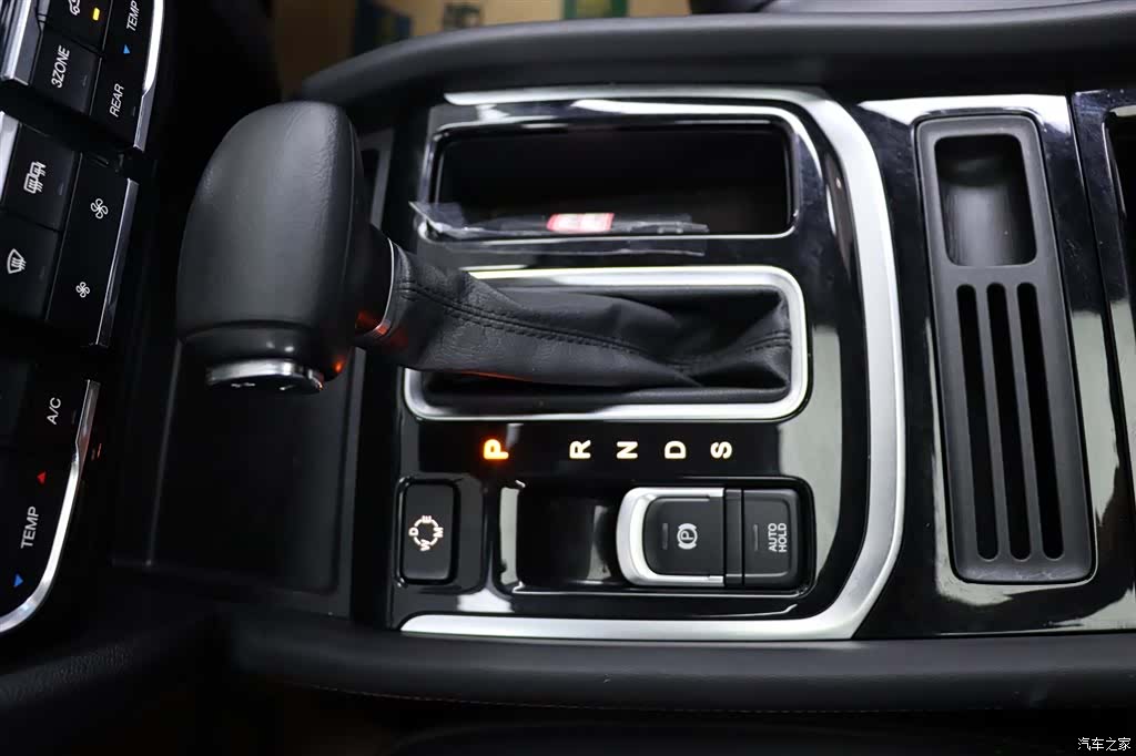 Trumpchi GS8, 2019 10