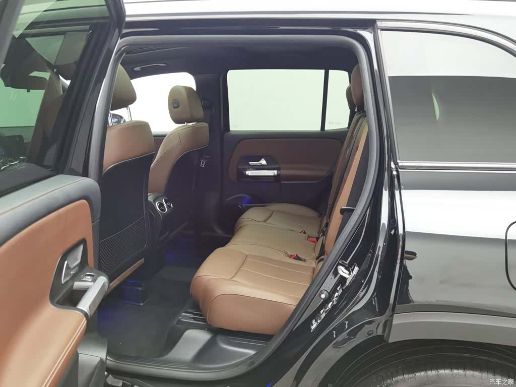 Mercedes-Benz GLB, 2022 15
