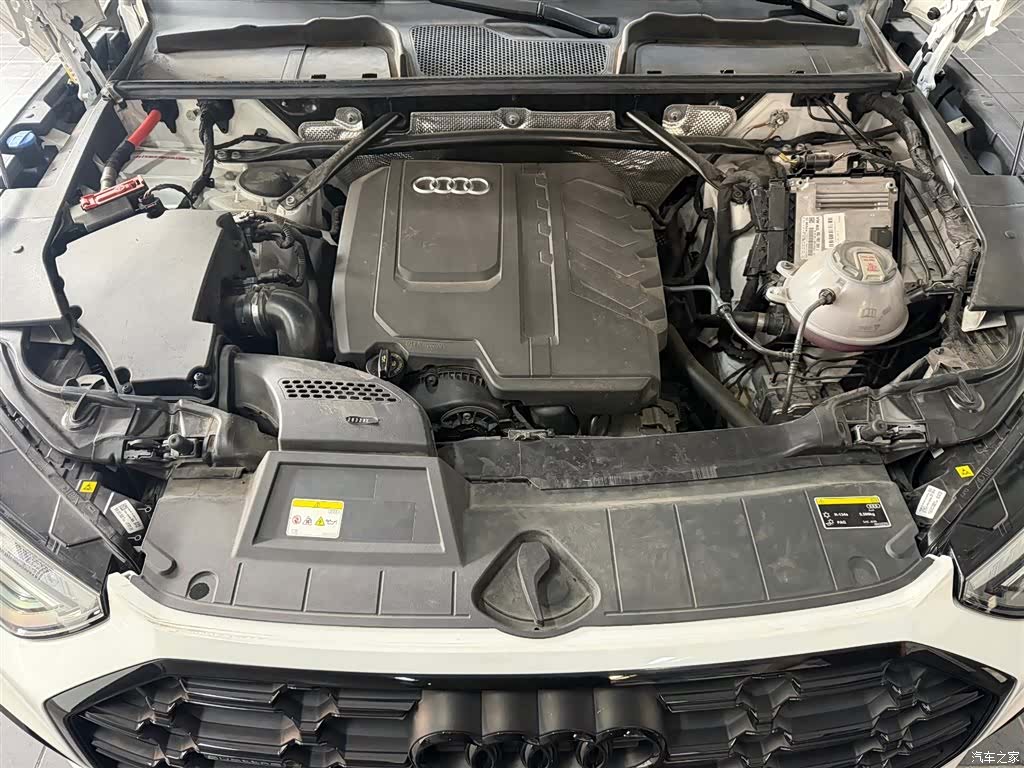 Audi Q5L, 2024 13
