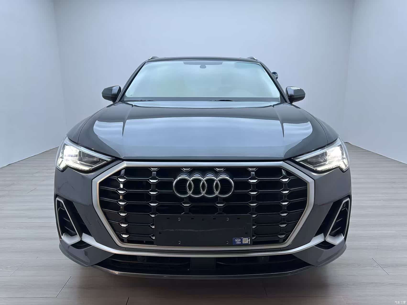 Audi Q3, 2023 3