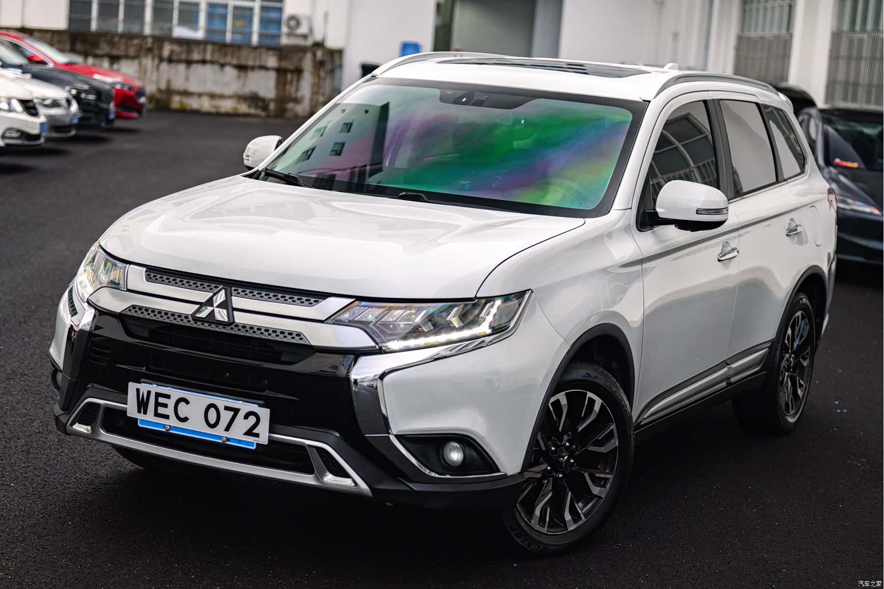 Mitsubishi Outlander, 2020 2
