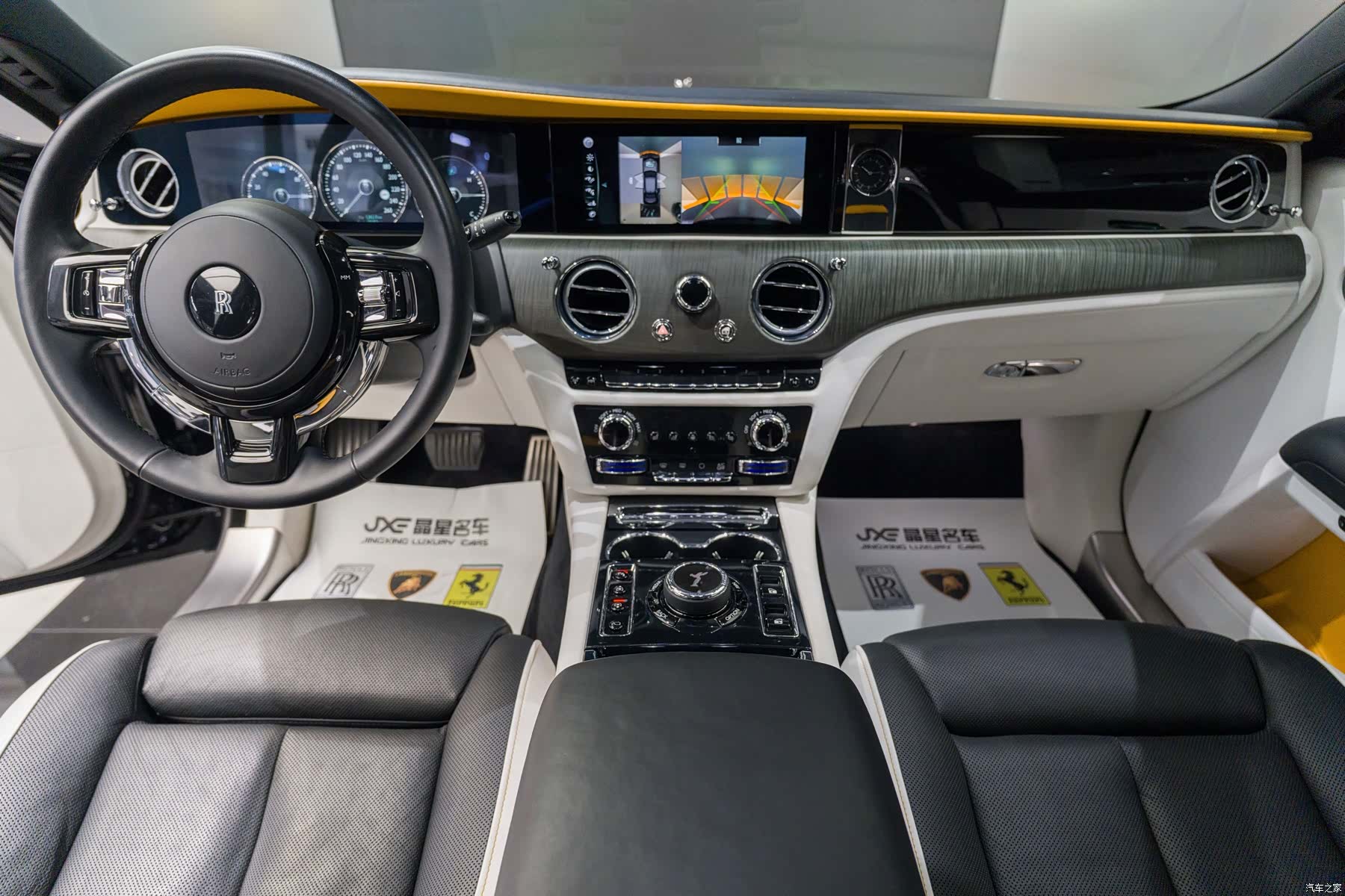 Rolls-Royce Ghost, 2021 все фото