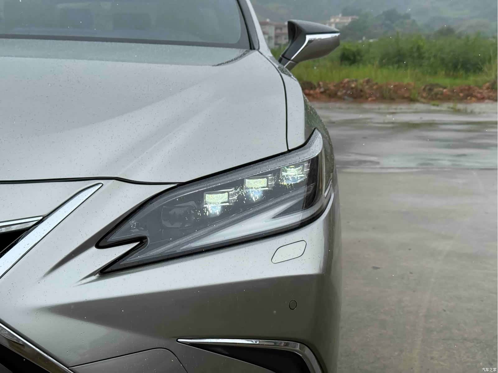 Lexus ES, 2022 12