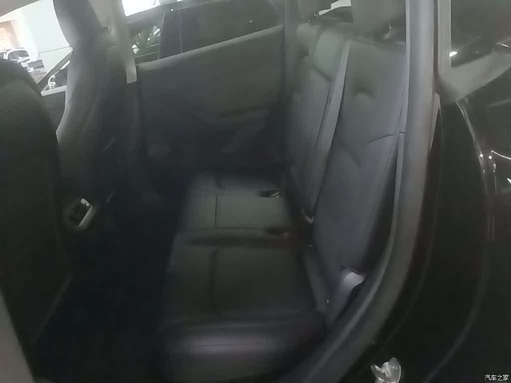 Tesla Model Y, 2021 17