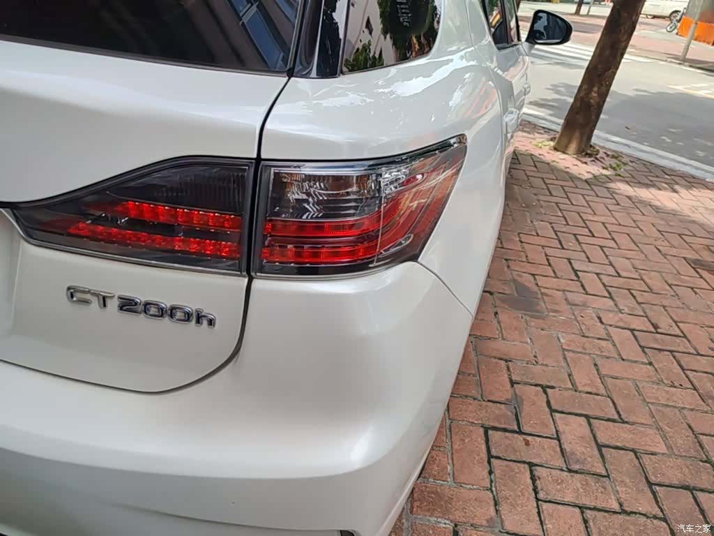Lexus CT, 2015 8