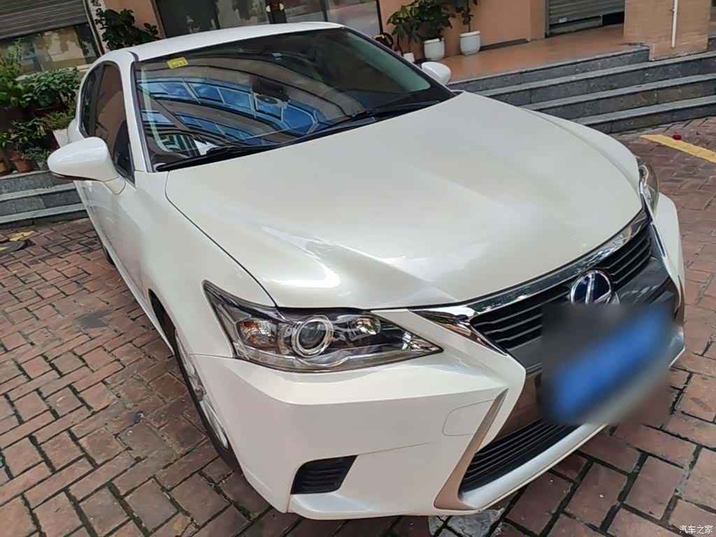 Lexus CT, 2015 4