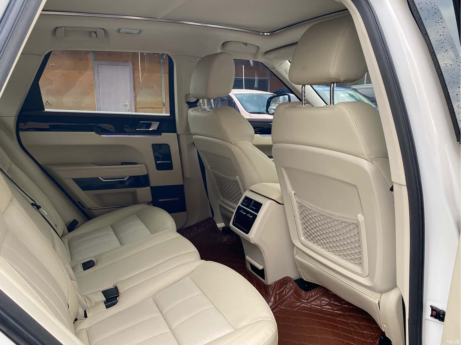 Zotye T700, 2018 9