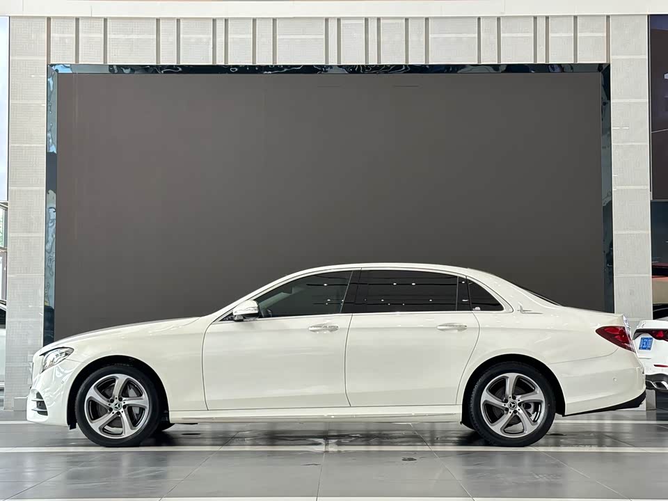 Mercedes-Benz E-class Mercedes-Benz E-class