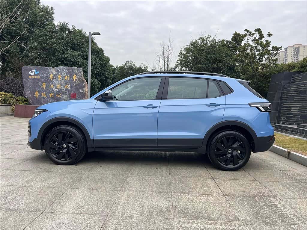 Volkswagen Tharu, 2024 12