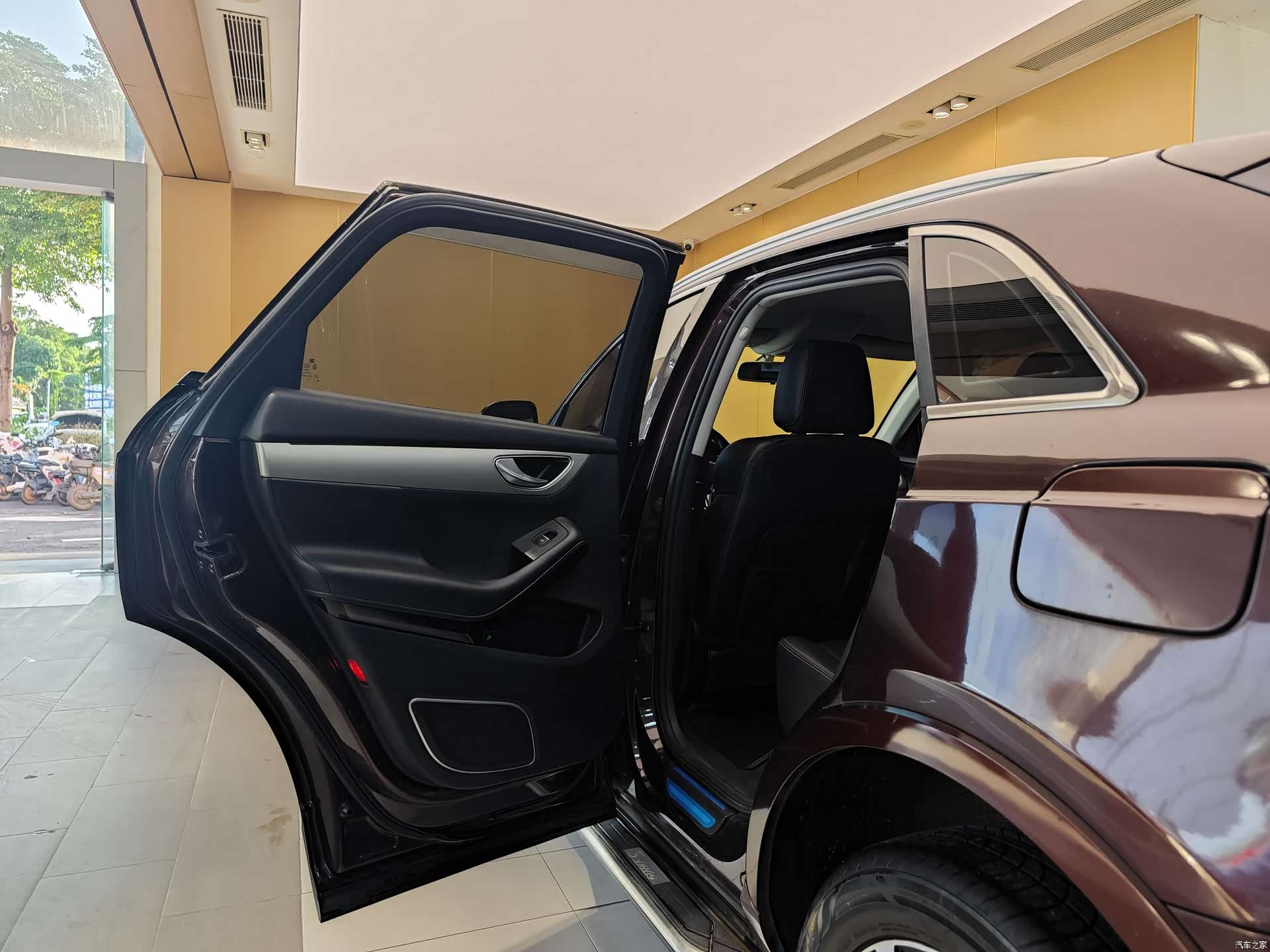 Zotye SR7, 2016 20