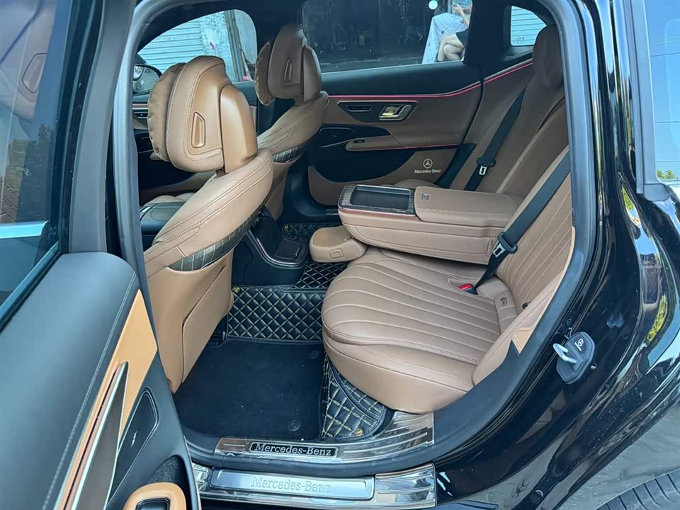 Mercedes-Benz E-class Mercedes-Benz E-class