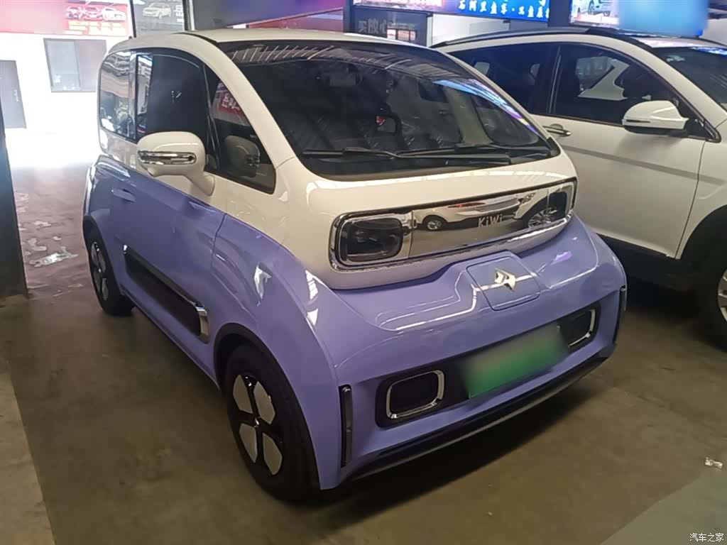 Wuling KiWi, 2024 4
