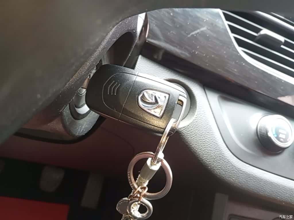 Wuling 310, 2017 17