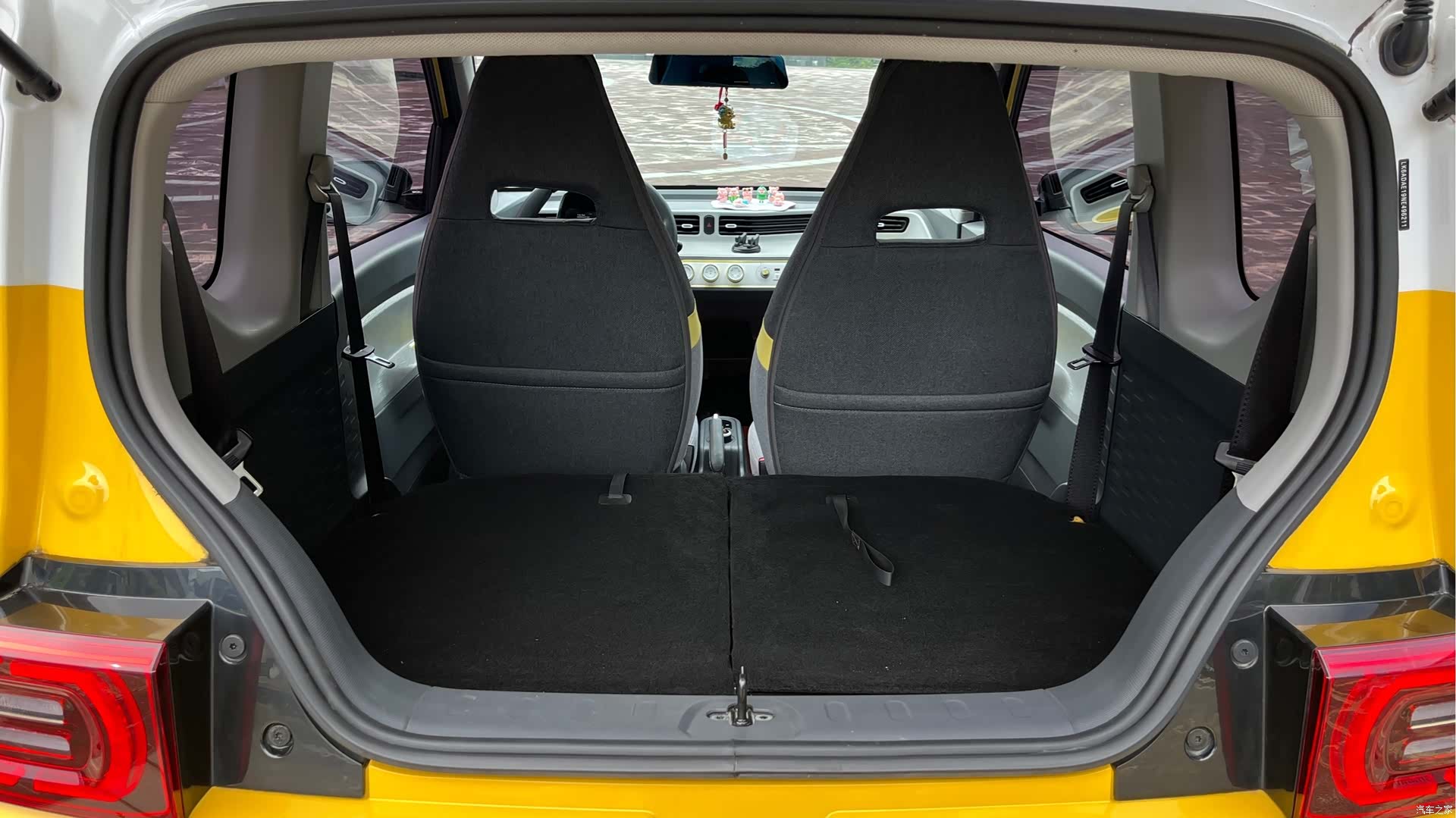 Wuling MINIEV, 2023 13