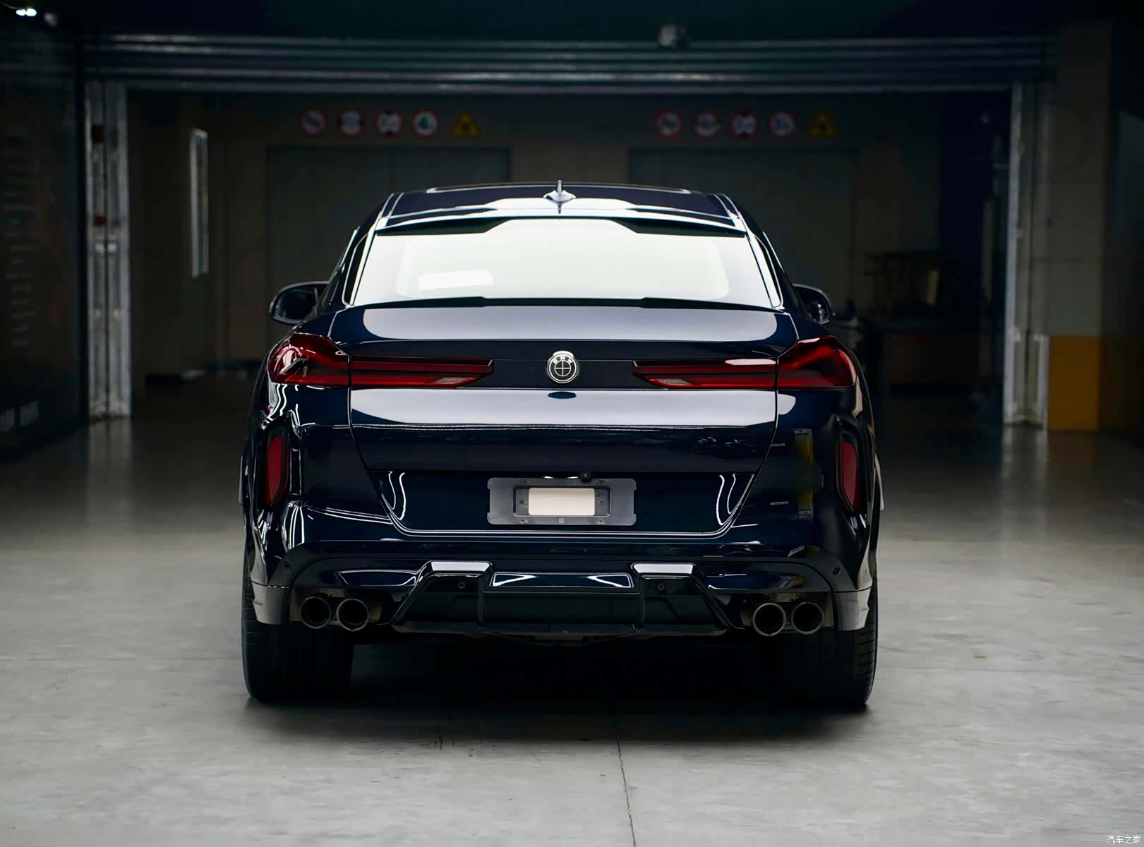 BMW X6, 2021 все фото