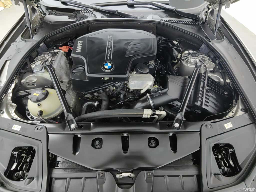 BMW 5 Series, 2016 6