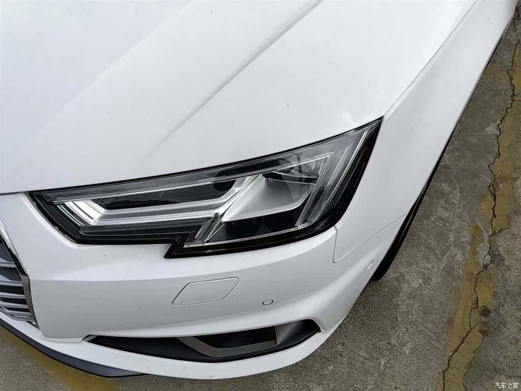 Audi A4L, 2019 24