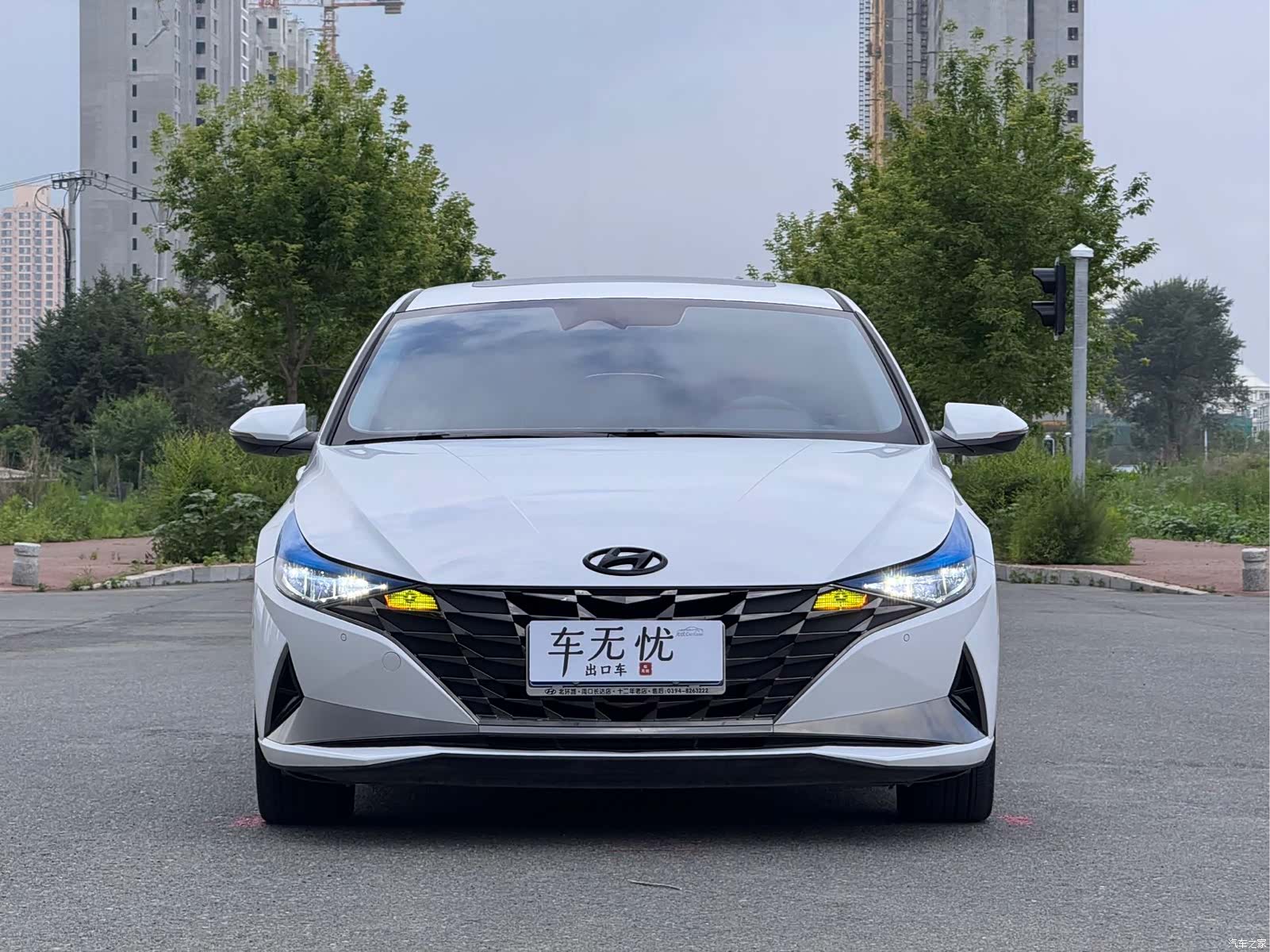 Hyundai Elantra, 2023 2