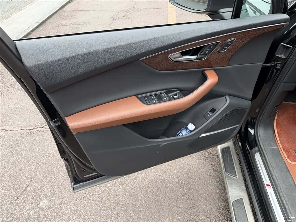 Audi Q7, 2022 6