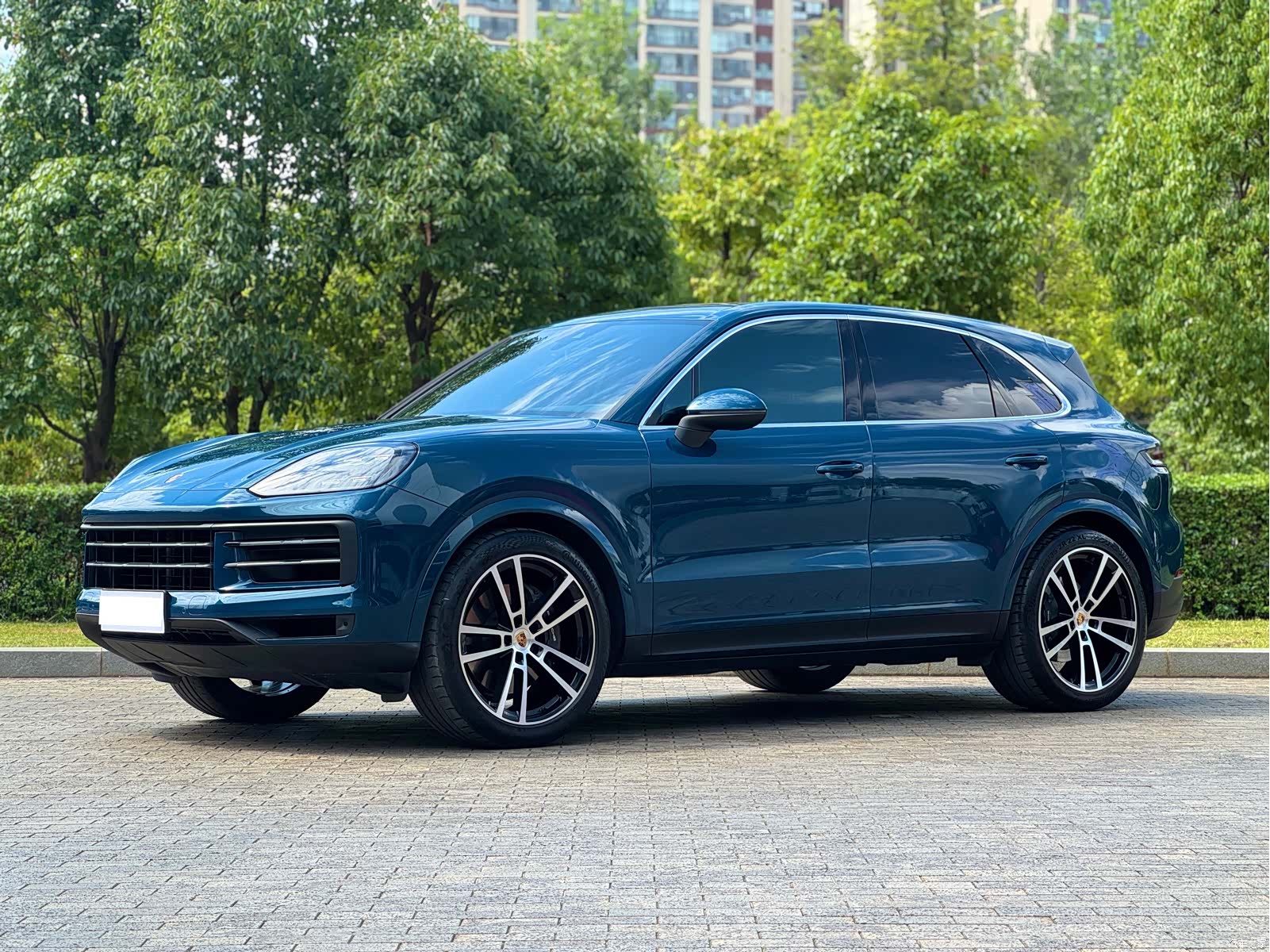 Porsche Cayenne, 2024 1