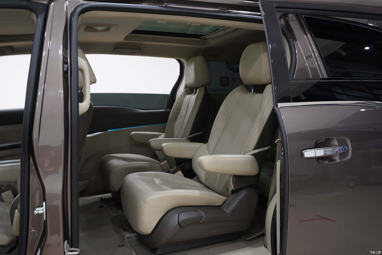 Buick GL8, 2014 8