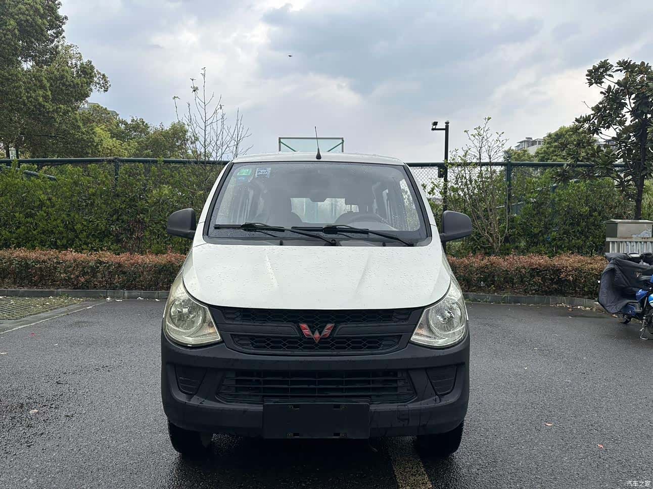 Wuling S, 2015 2