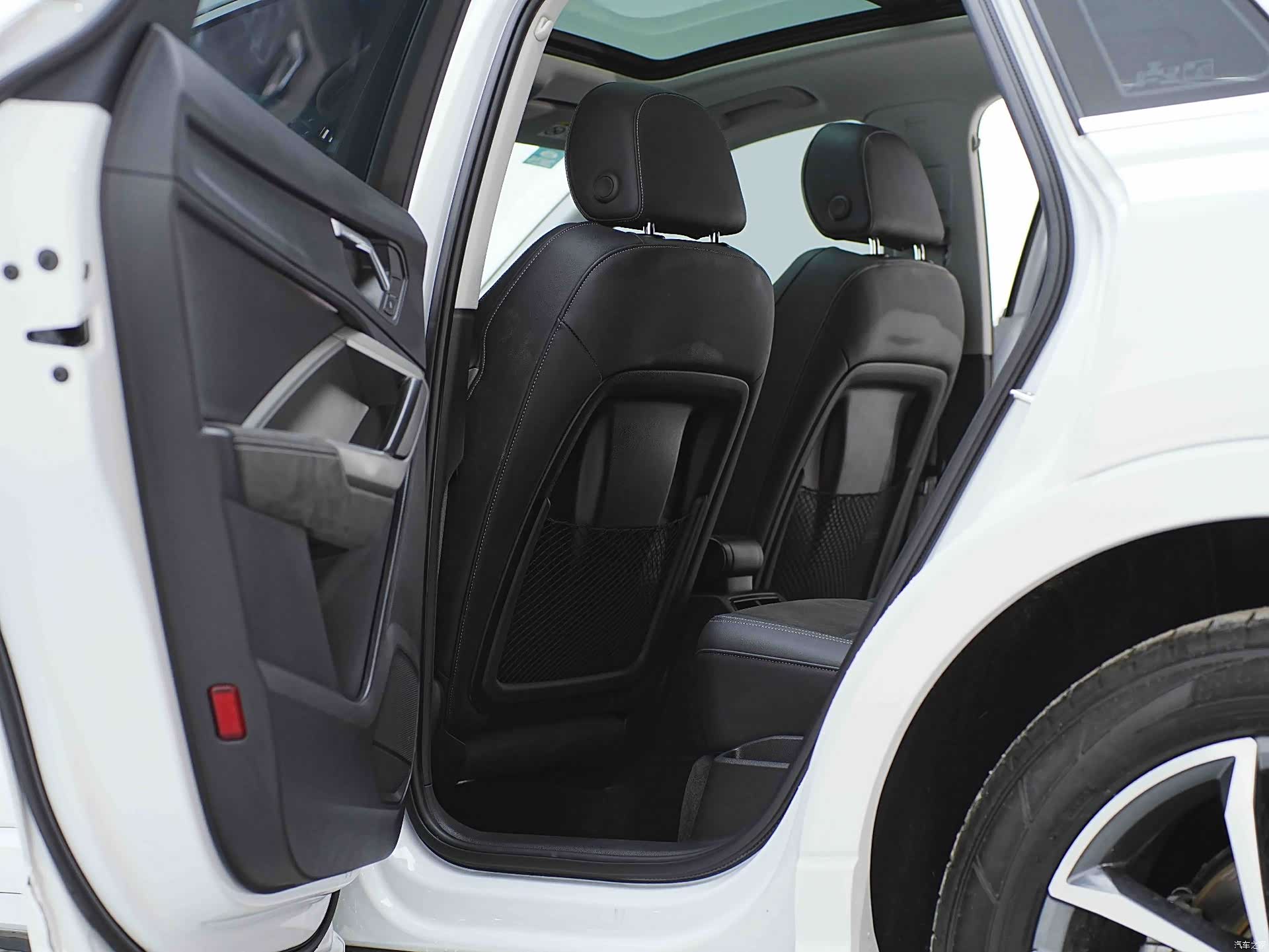 Audi Q3, 2023 17