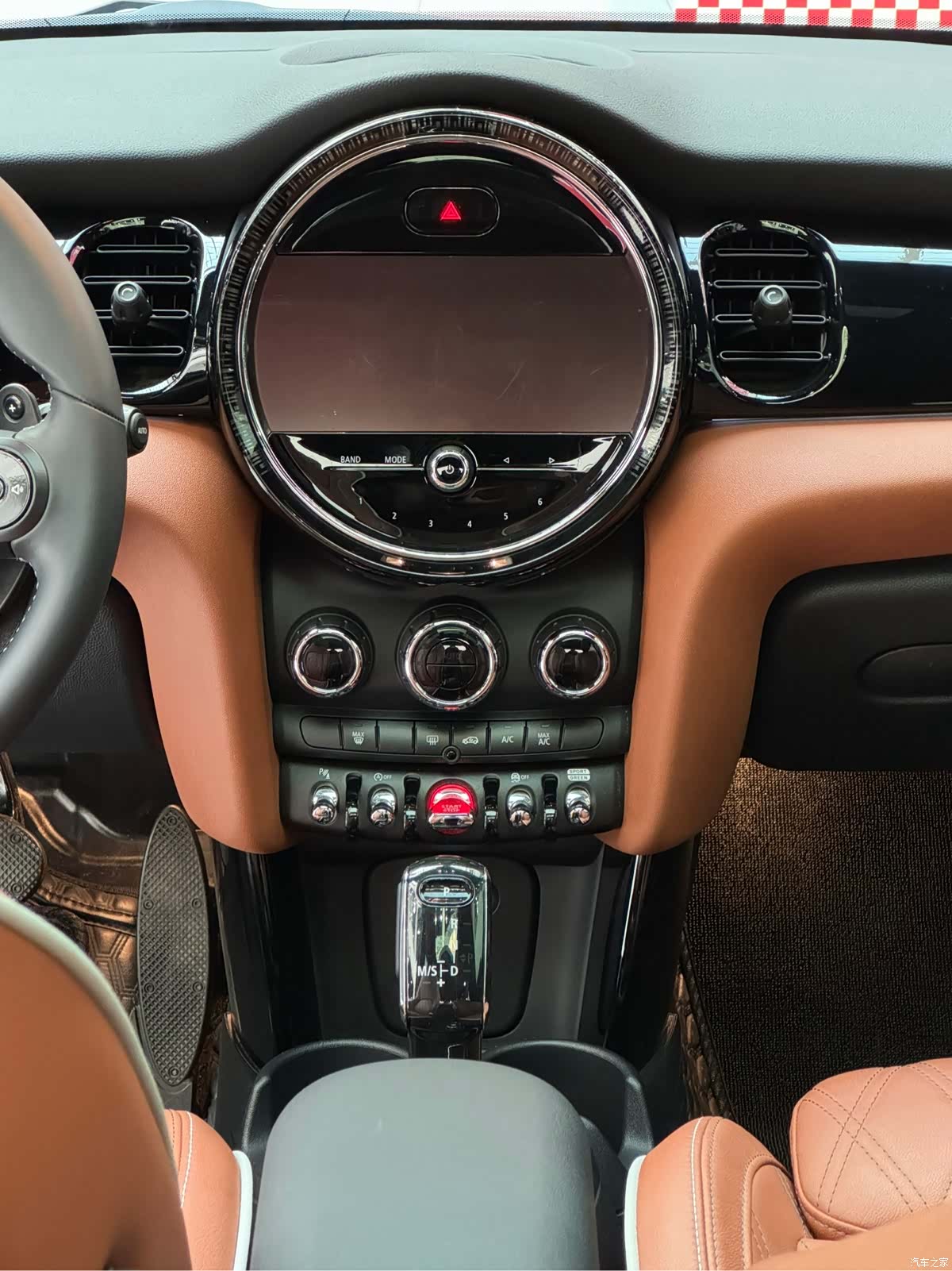 Mini Cooper, 2024 12