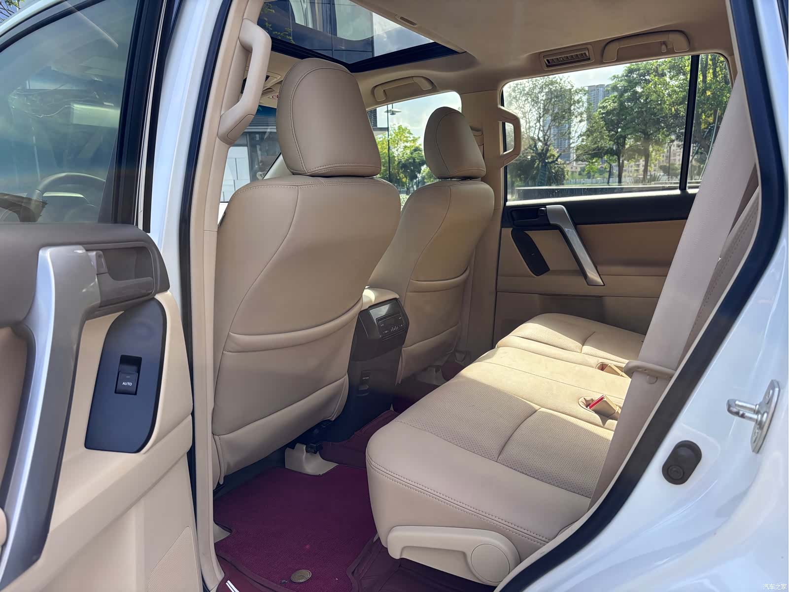 Toyota Prado, 2016 10