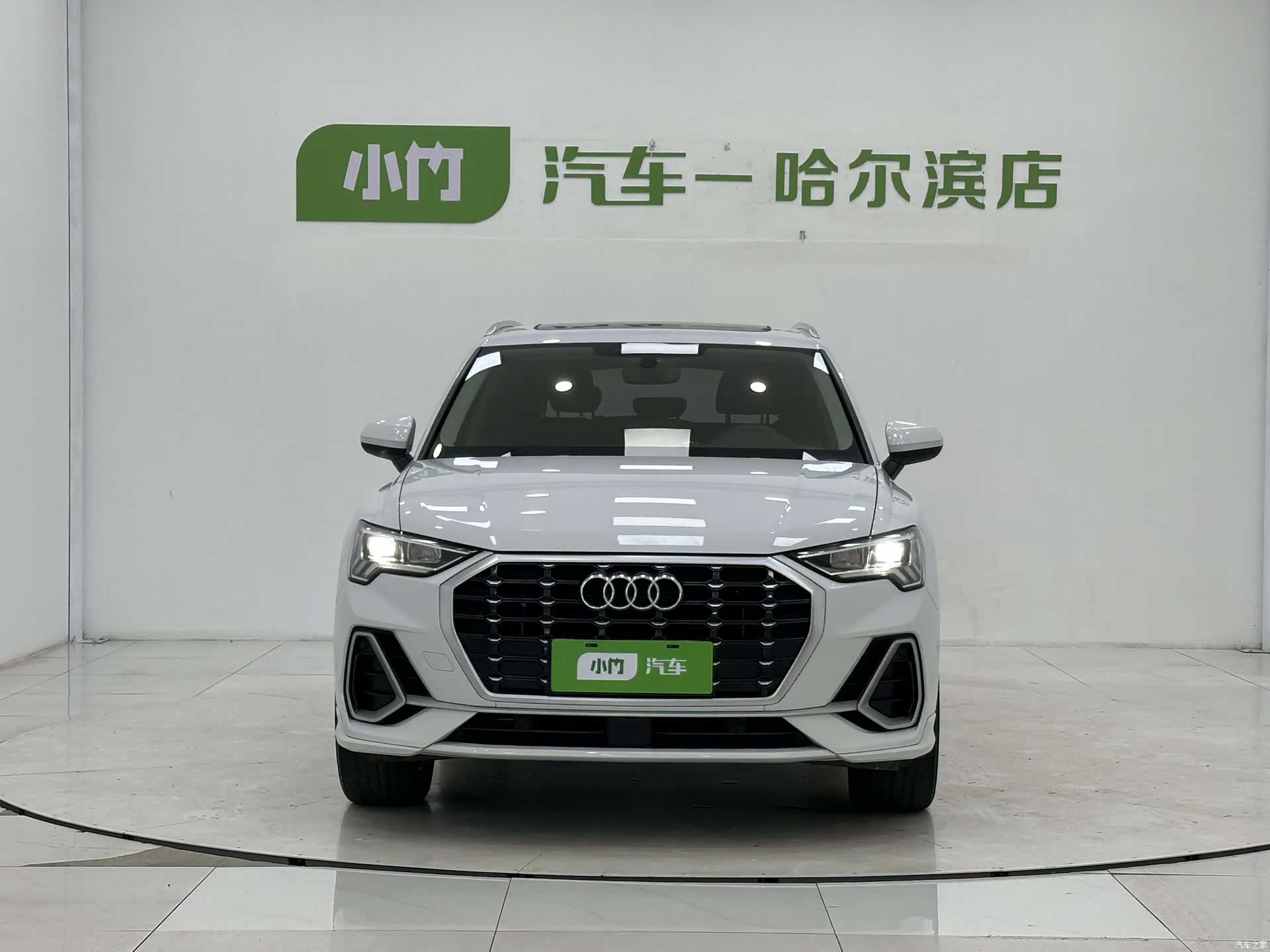 Audi Q3, 2022 2