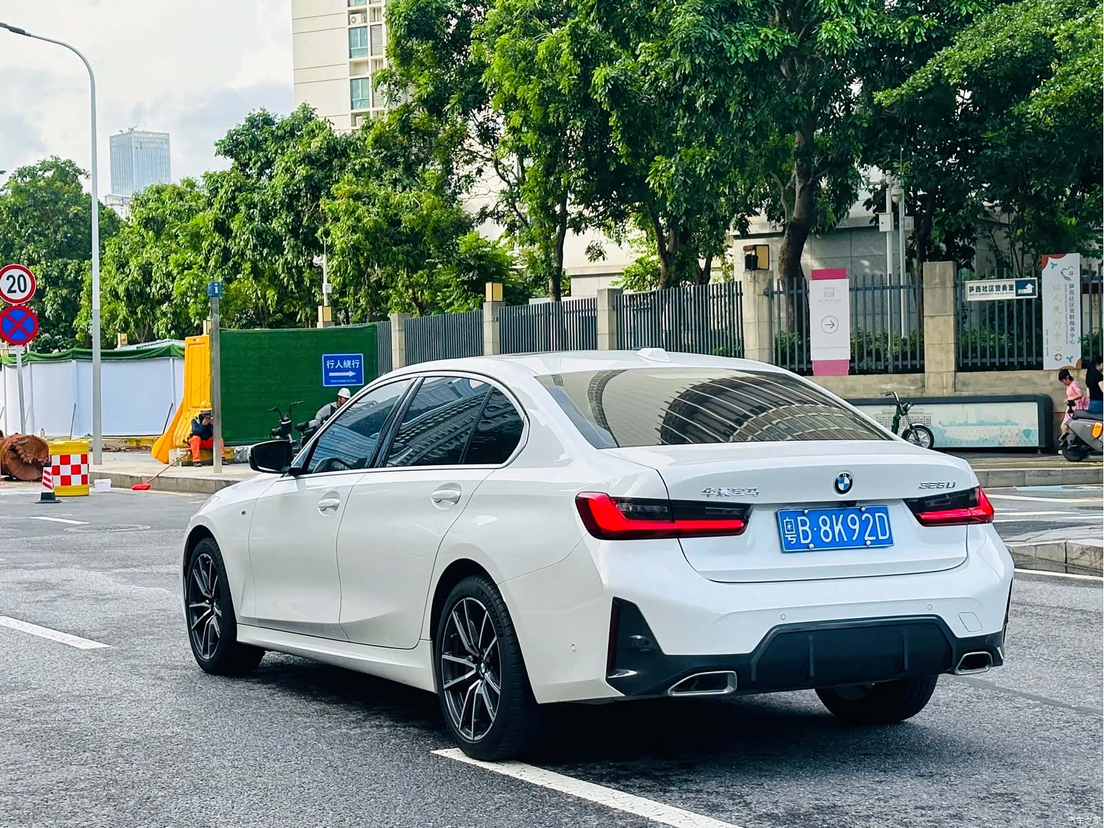 BMW 3 Series, 2024 7