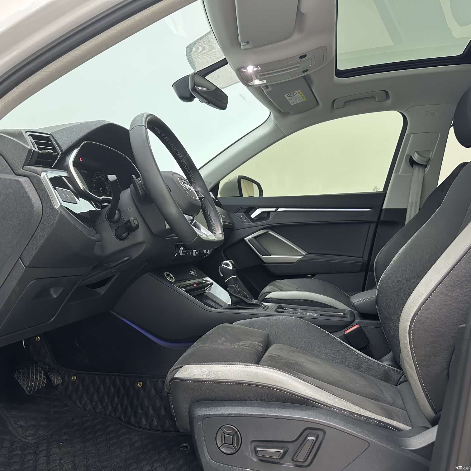 Audi Q3, 2023 8