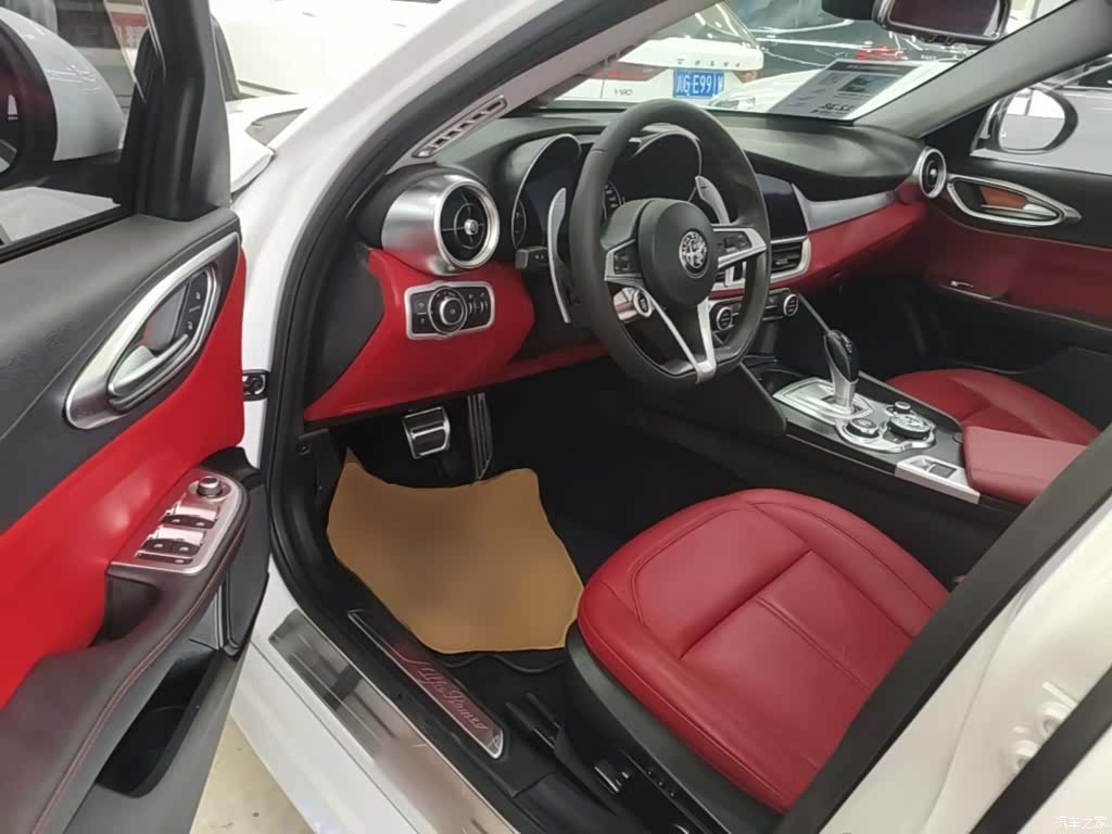 Alfa Romeo Giulia, 2018 16