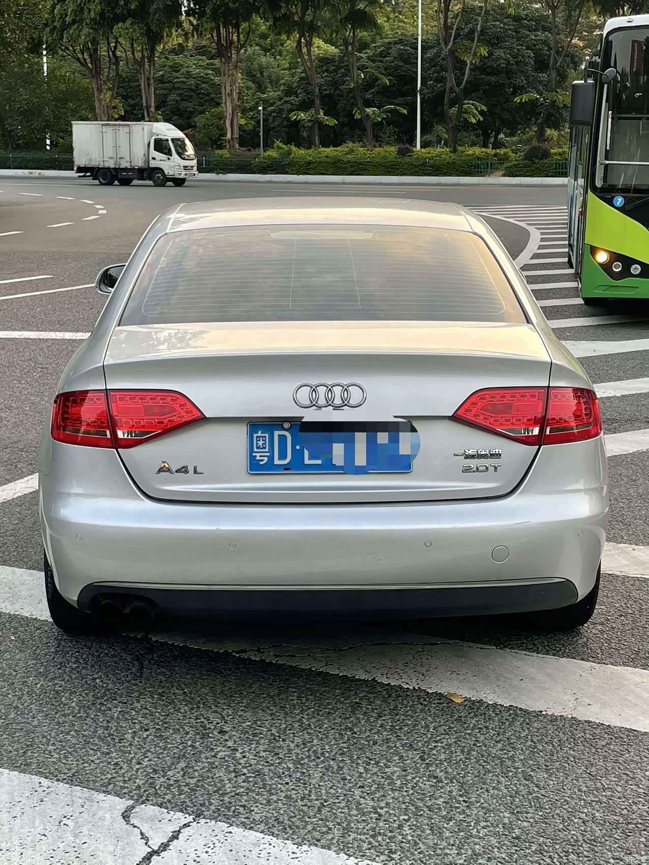 Audi A4L, 2012 9