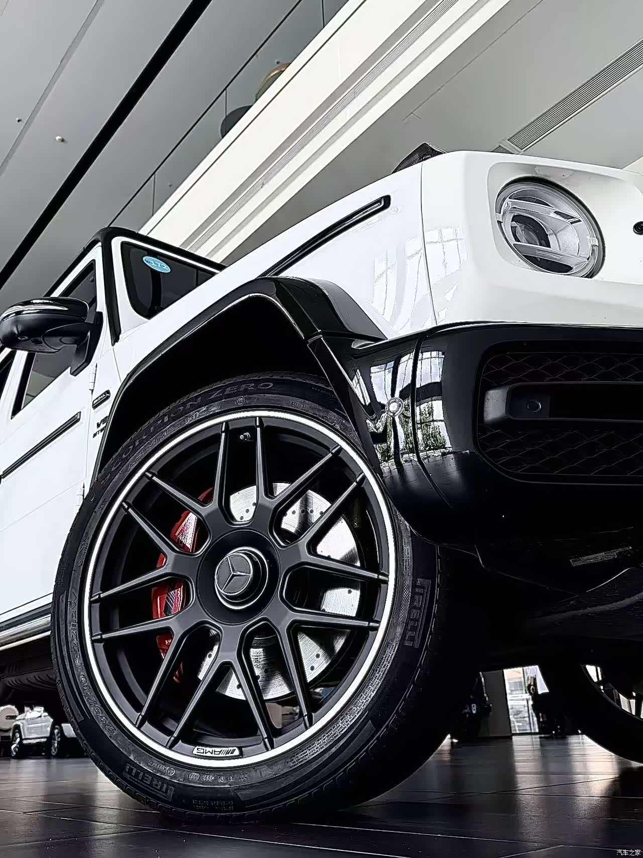 Mercedes-Benz G-Class, 2024 12
