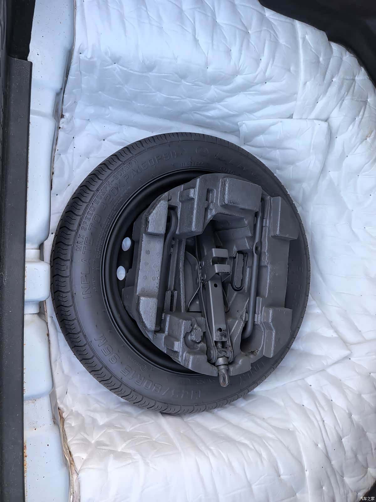 Geely Emgrand, 2018 16