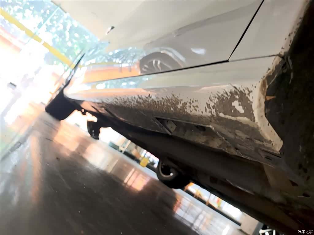 Geely Binray, 2019 21