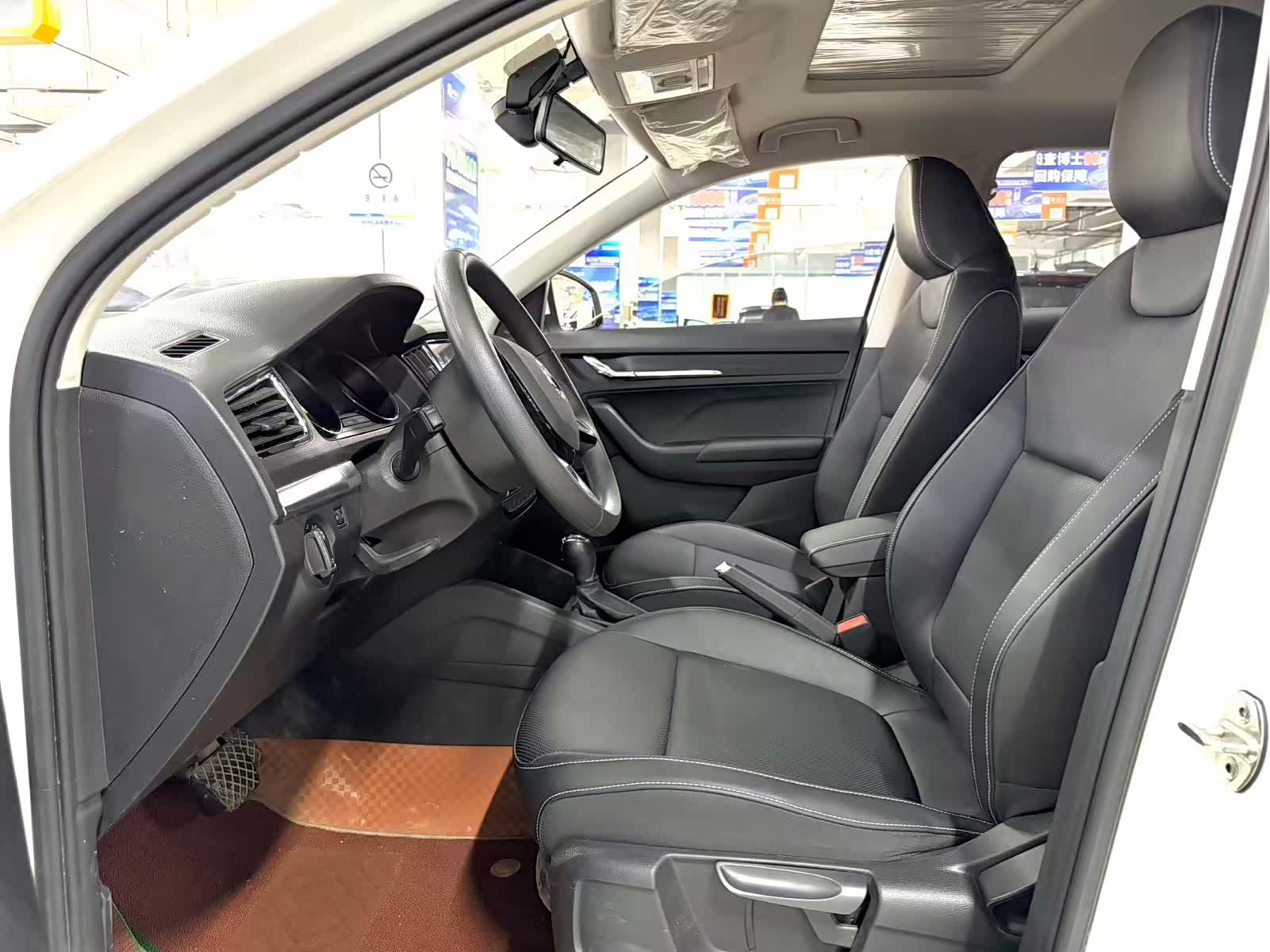Skoda Kamiq, 2023 все фото